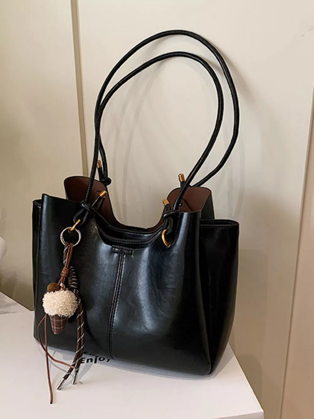 Large Capacity Shoulder Bag, image 3