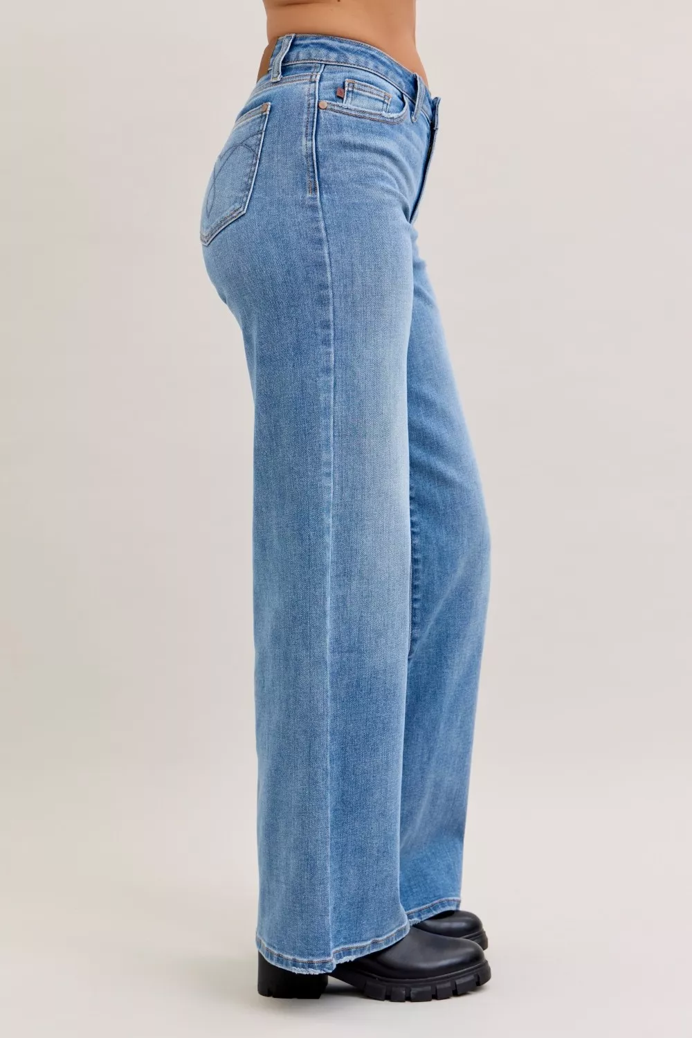 Mid Rise Retro Wide Leg Jeans, image 3