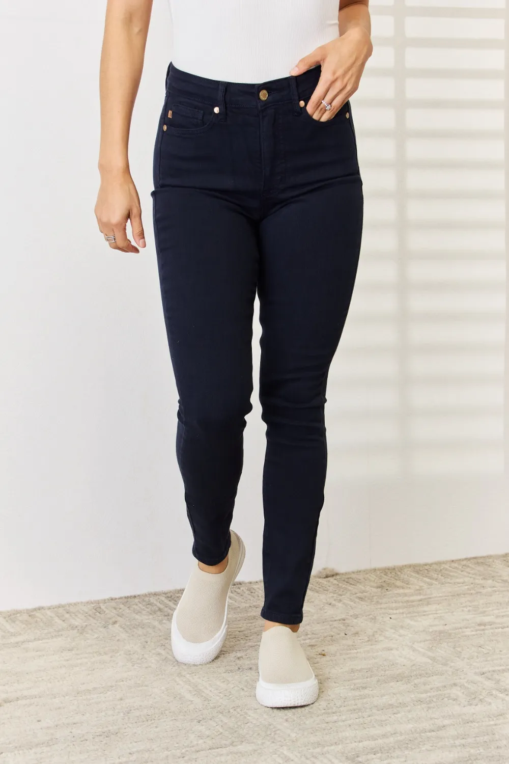 Full Size Garment Dyed Tummy Control Skinny Jeans, image 9
