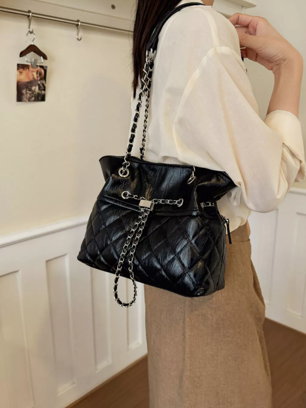 Quilted Chain Shoulder Bag, image 4