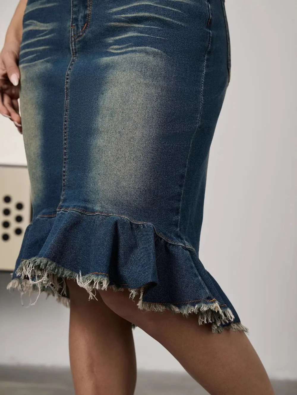 Raw Hem Mermaid Denim Skirt, image 6