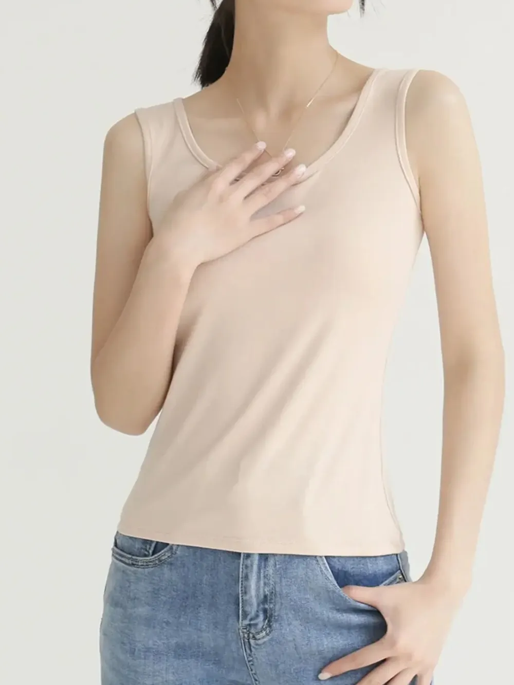 Scoop Neck Wide Strap Tank, image 15