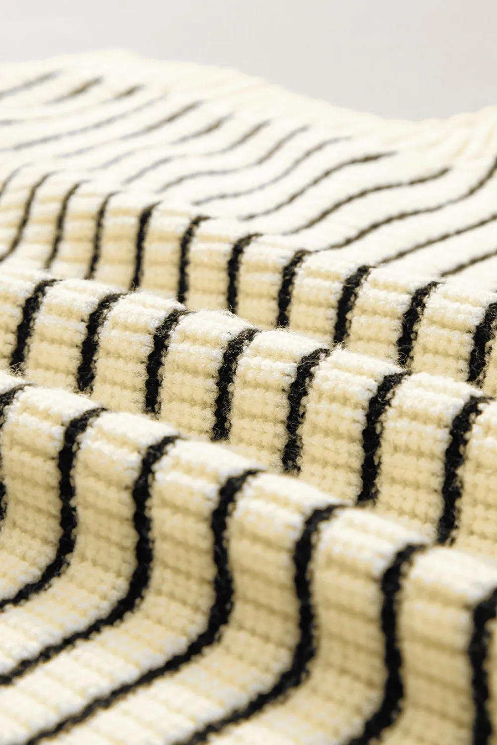 Stripe Turn-Down Johnny Collar Sweater Vest, image 19