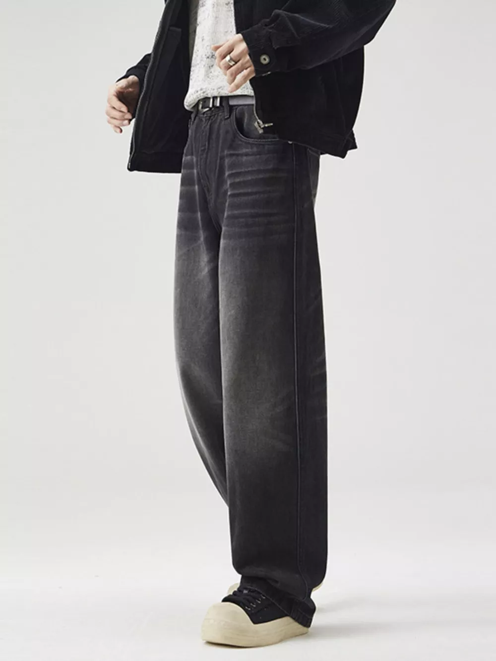 Men's Wide Leg Washed Jeans, image 3