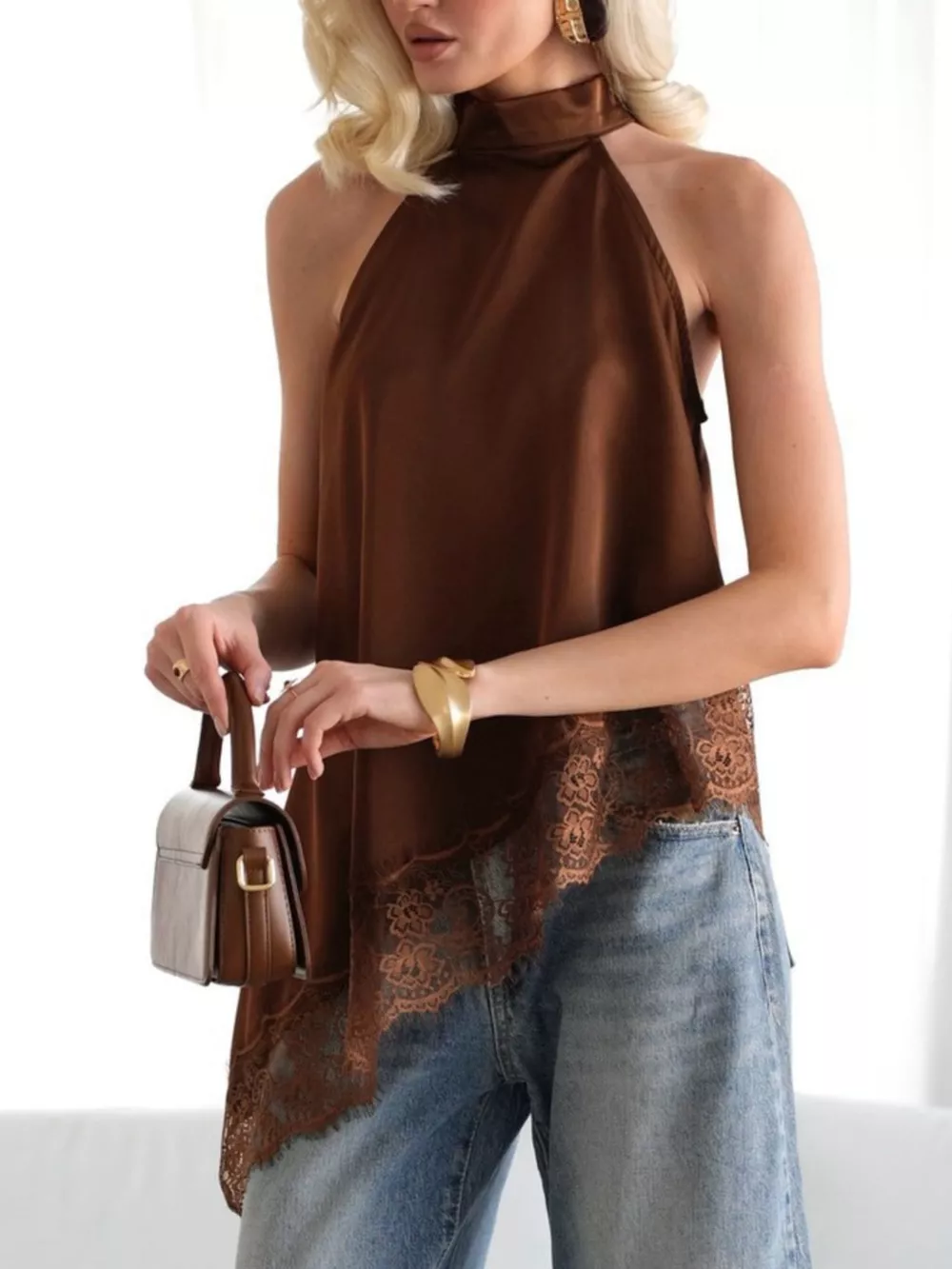 Asymmetric Lace Hem Cami, image 4