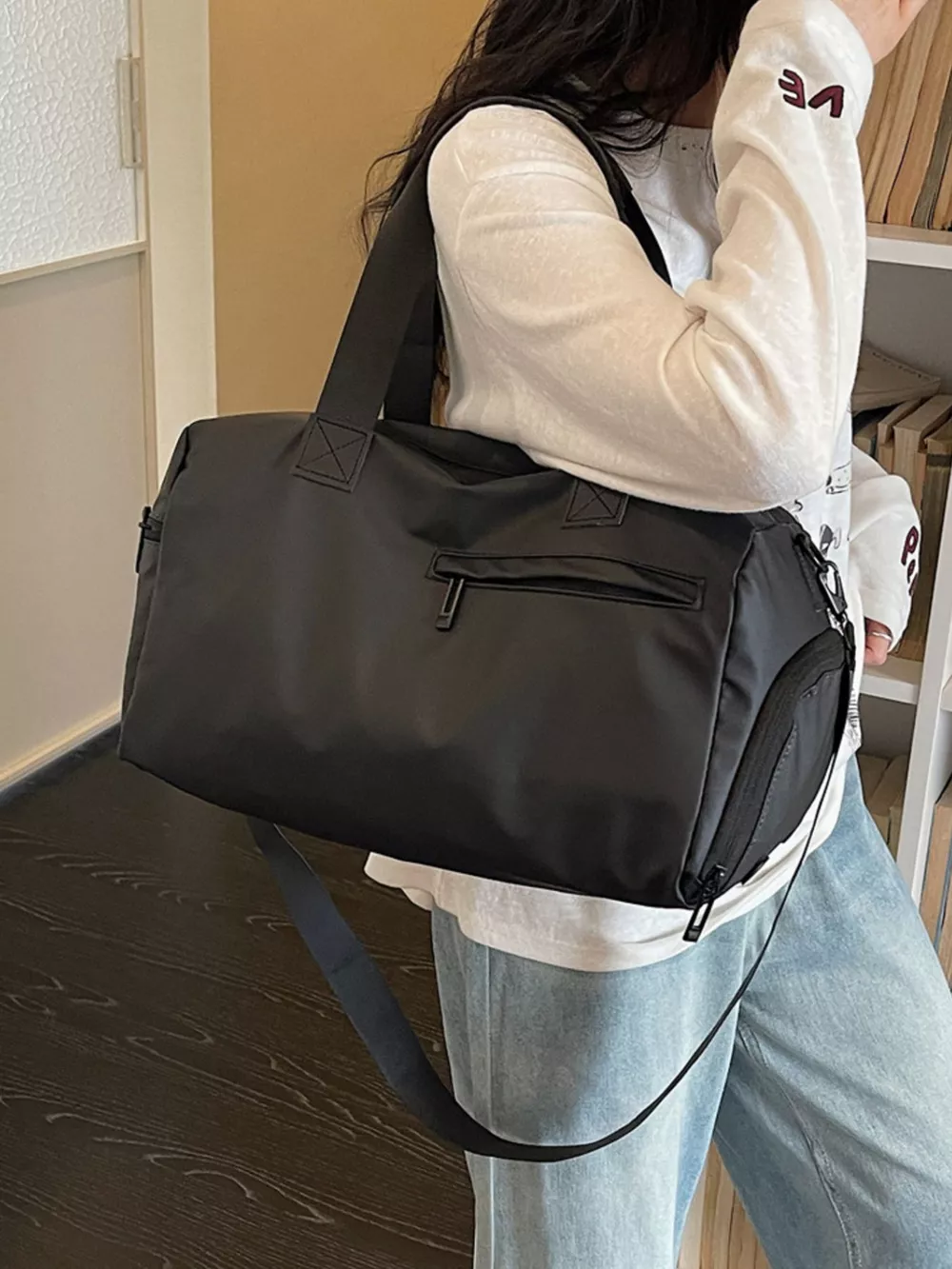 Lightweight Multi-Pocket Travel Bag, image 9