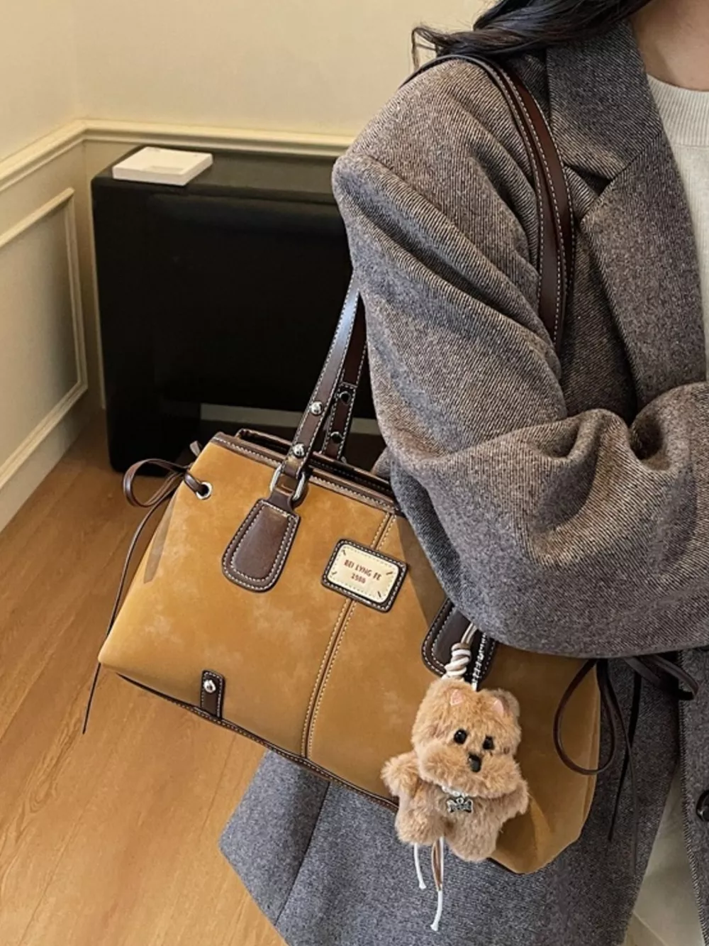 Side Tie Shoulder Bag, image 2