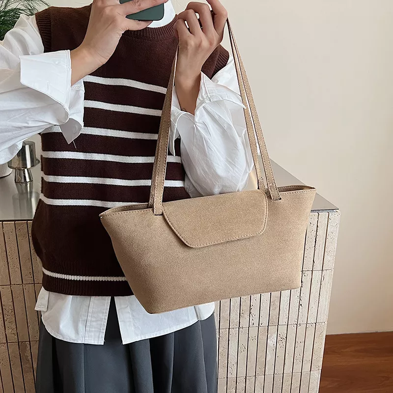 Minimalist Flap Decor Suede Bag, image 7