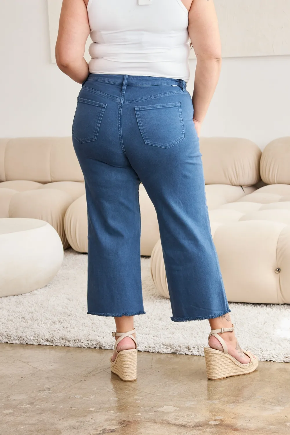 Crop Chloe Full Size Tummy Control High Waist Raw Hem Jeans, image 18