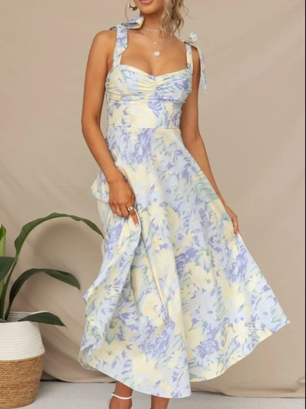Floral Tie-Strap Sweetheart Neck Midi Dress, image 10