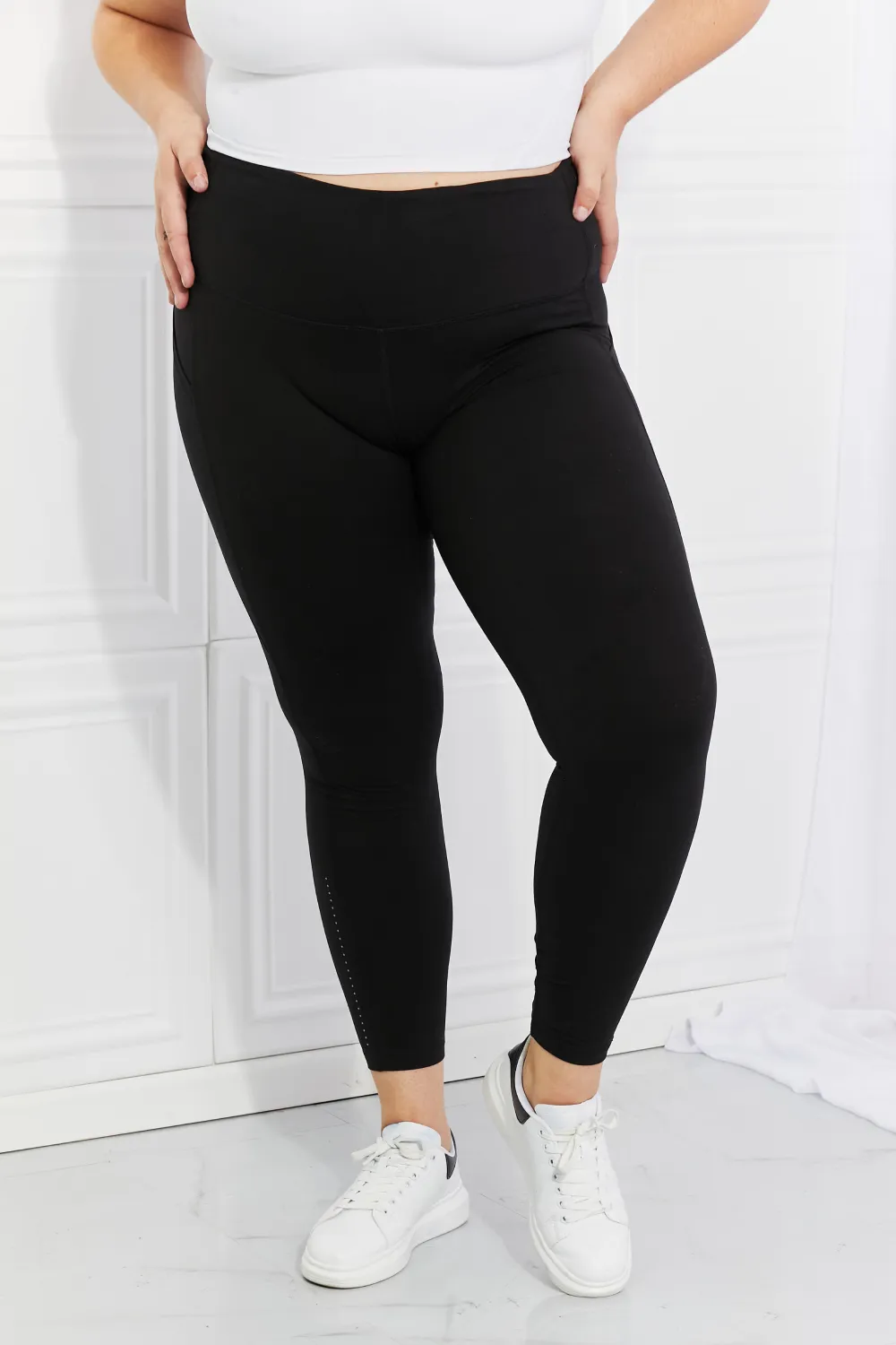 Full Size Strengthen and Lengthen Reflective Dot Active Leggings, image 11