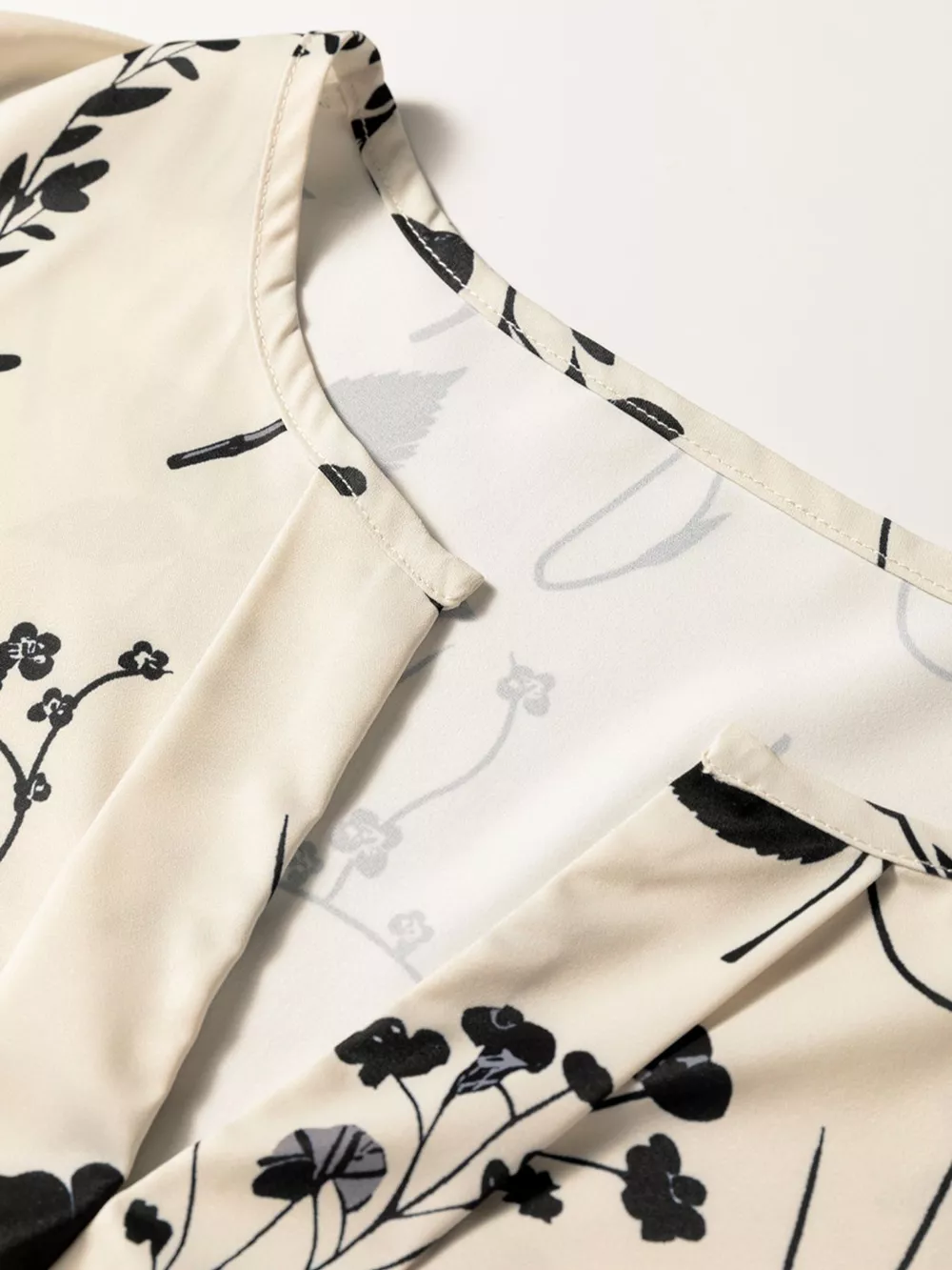 Floral Print Split Neck Long Sleeve Blouse, image 12