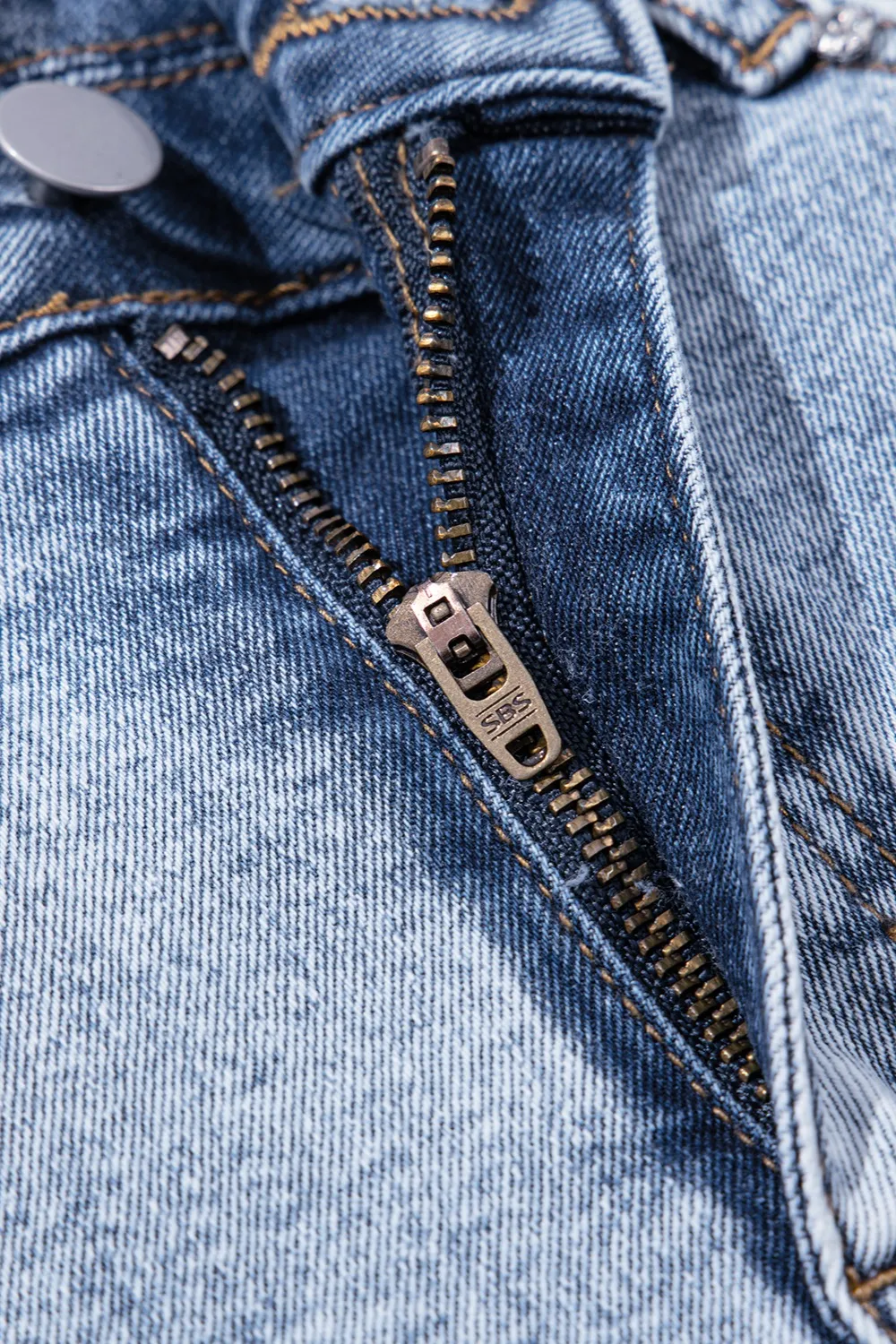 Rhinestone Light Wash Raw Hem High Waist Denim Shorts, image 15