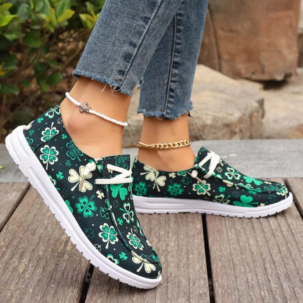 Clover Print Round Toe Sneakers, image 7