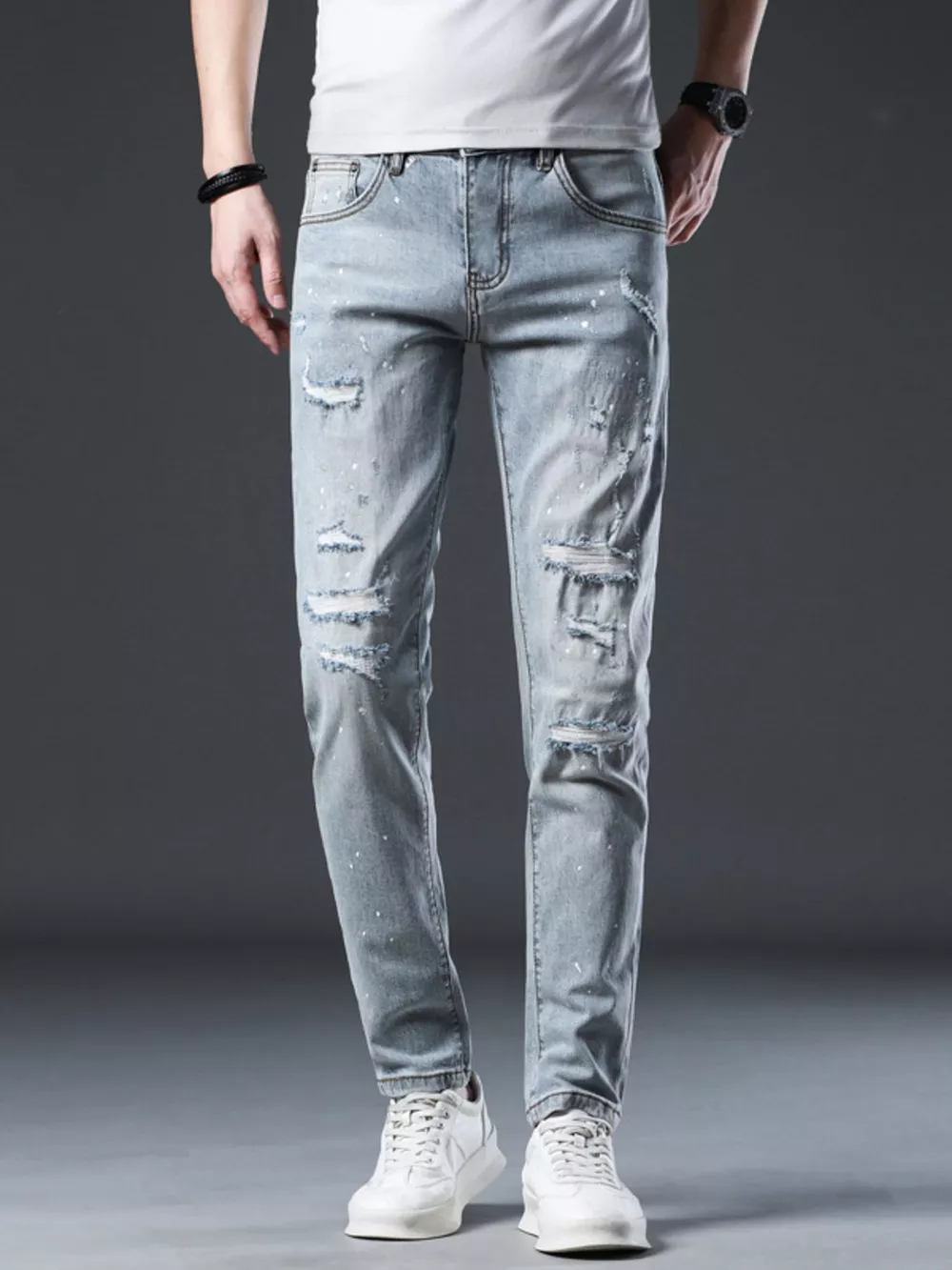 Men's Distressed Slim Fit Jeans