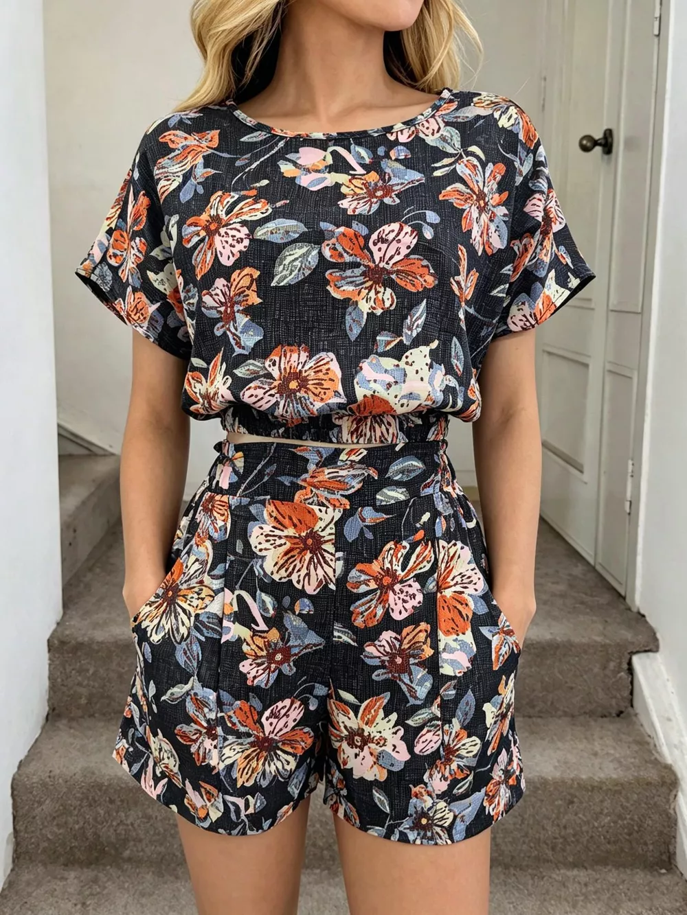 Floral Print Crop Top and Shorts Set, image 3