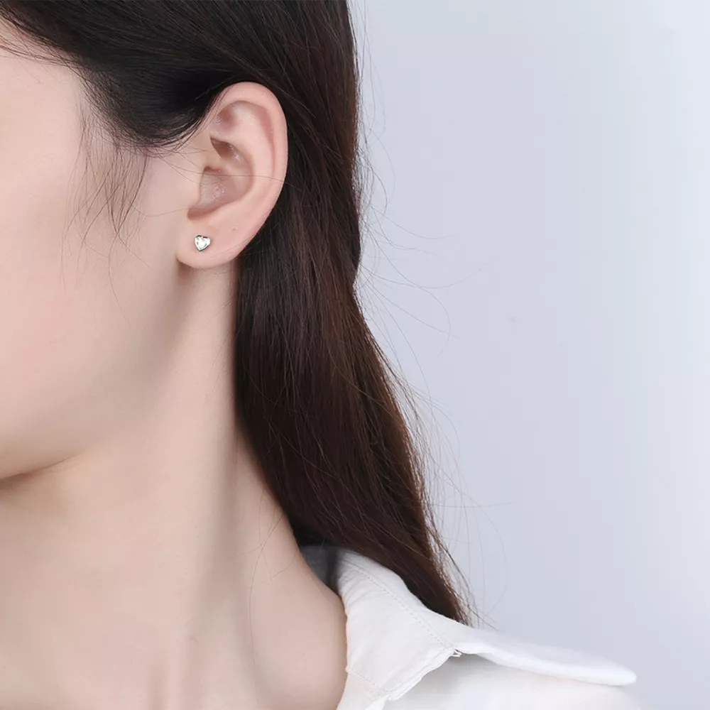 Heart-Shaped Stud Earrings, image 5
