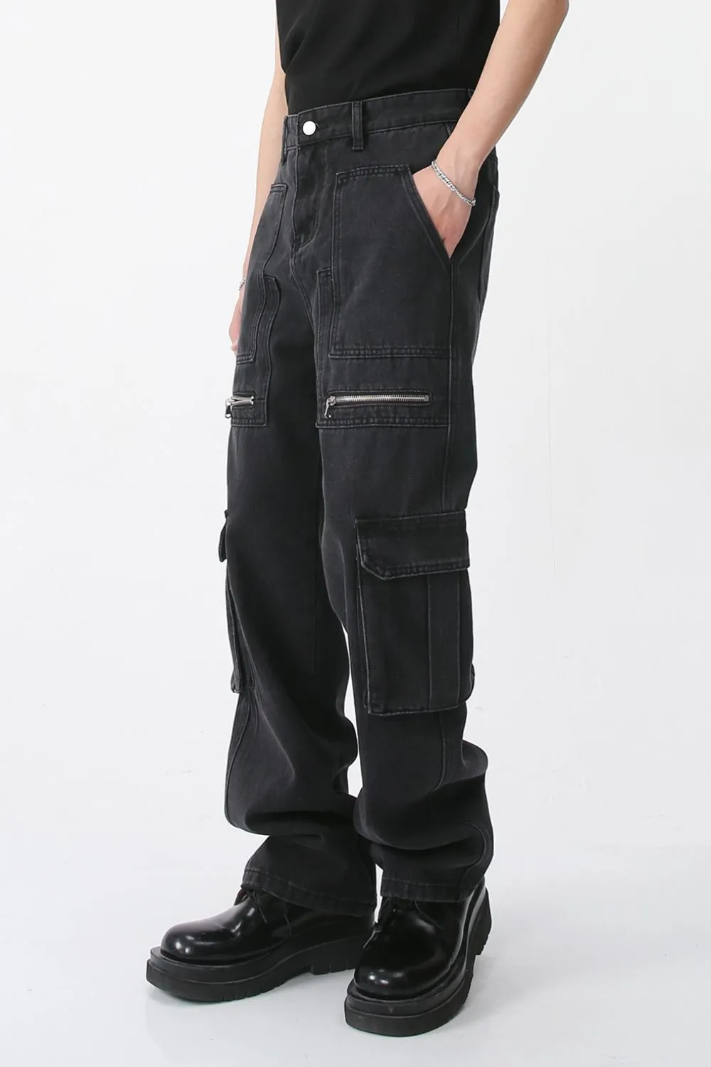Men's Loose Fit Jeans with Cargo Pockets, image 4