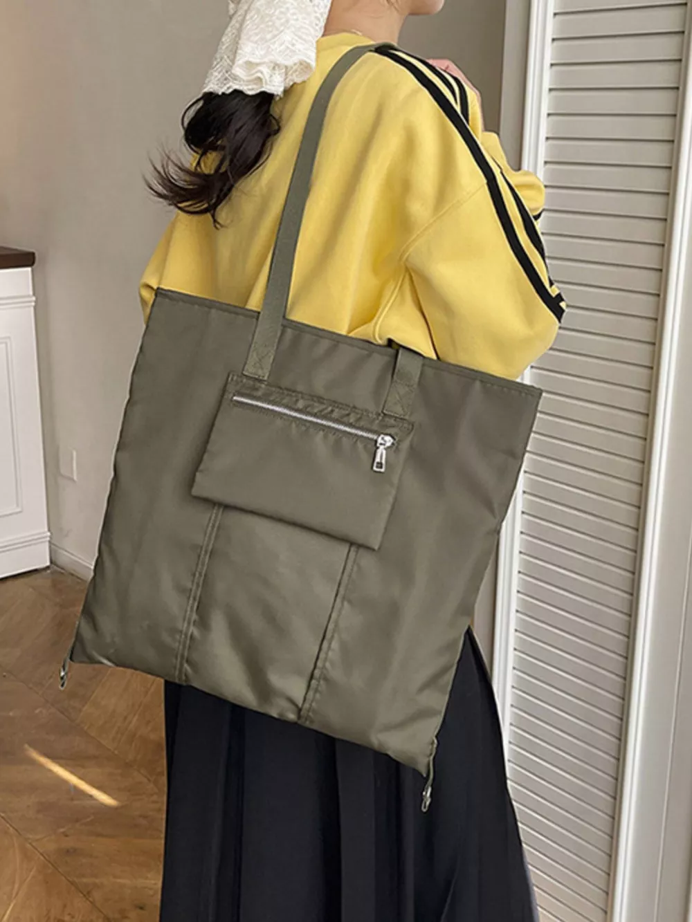 Casual Lightweight Nylon Shoulder Bag, image 5