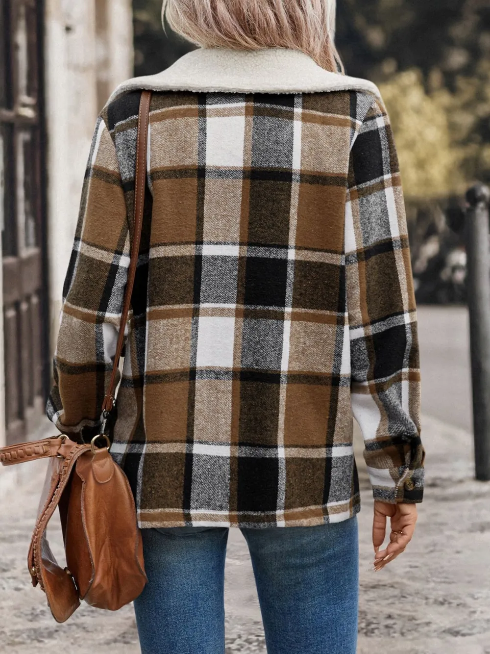 Pocketed Plaid Button Up Collared Neck Jacket, image 5