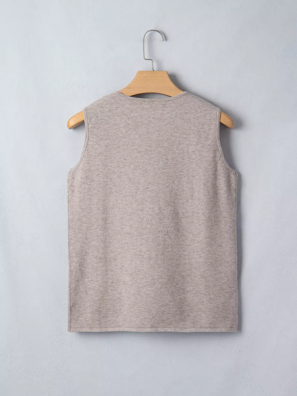 Metal Star Detail V Neck Sweater Knit Tank Top, image 3