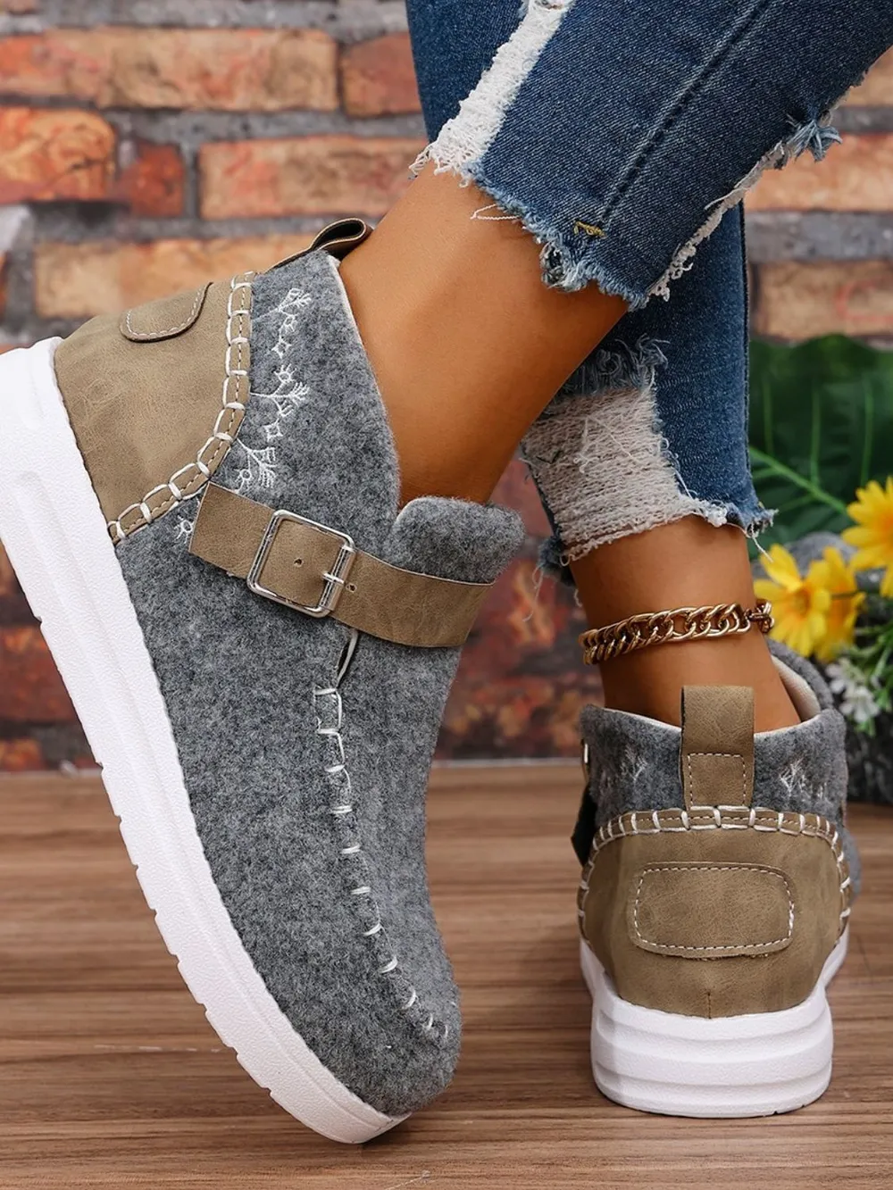Contrast Round Toe Buckle Sneakers, image 14
