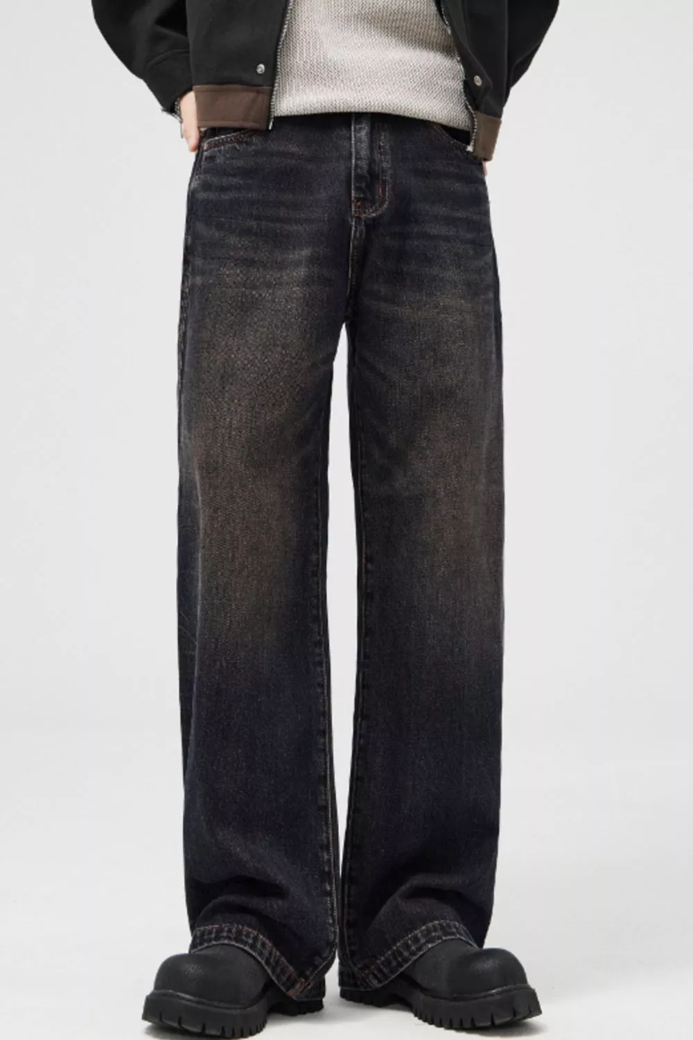 Men's Vintage Wash Wide Leg Jeans, image 2