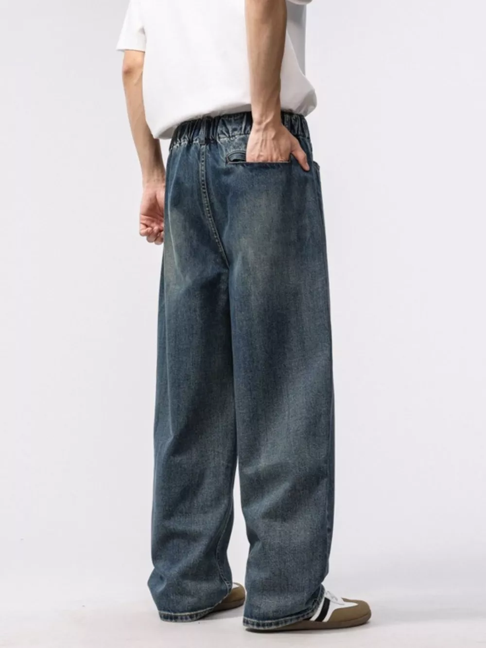 Men's Wash Relaxed Fit Jeans, image 5