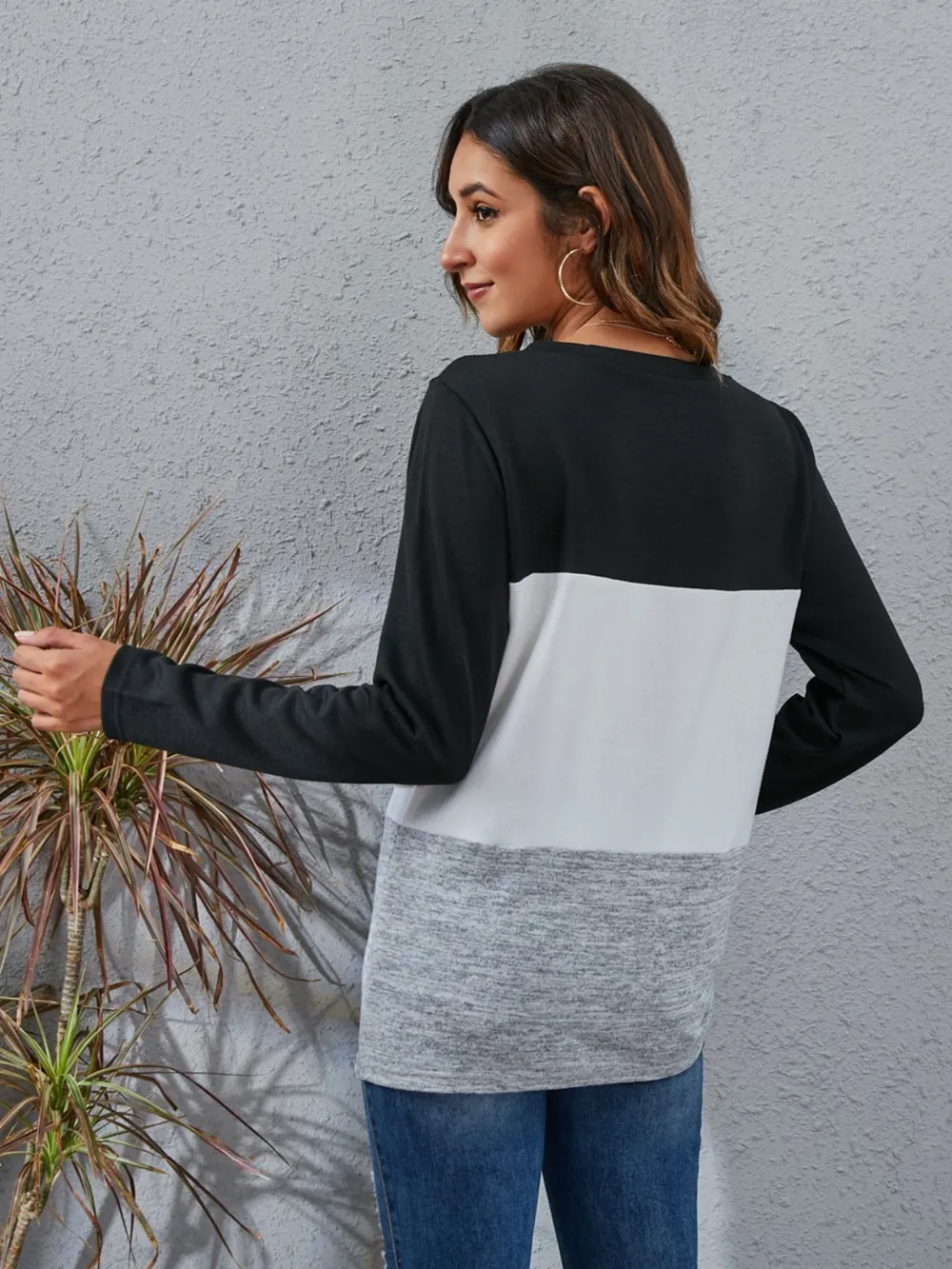 Color Block Round Neck Long Sleeve T-Shirt, image 3