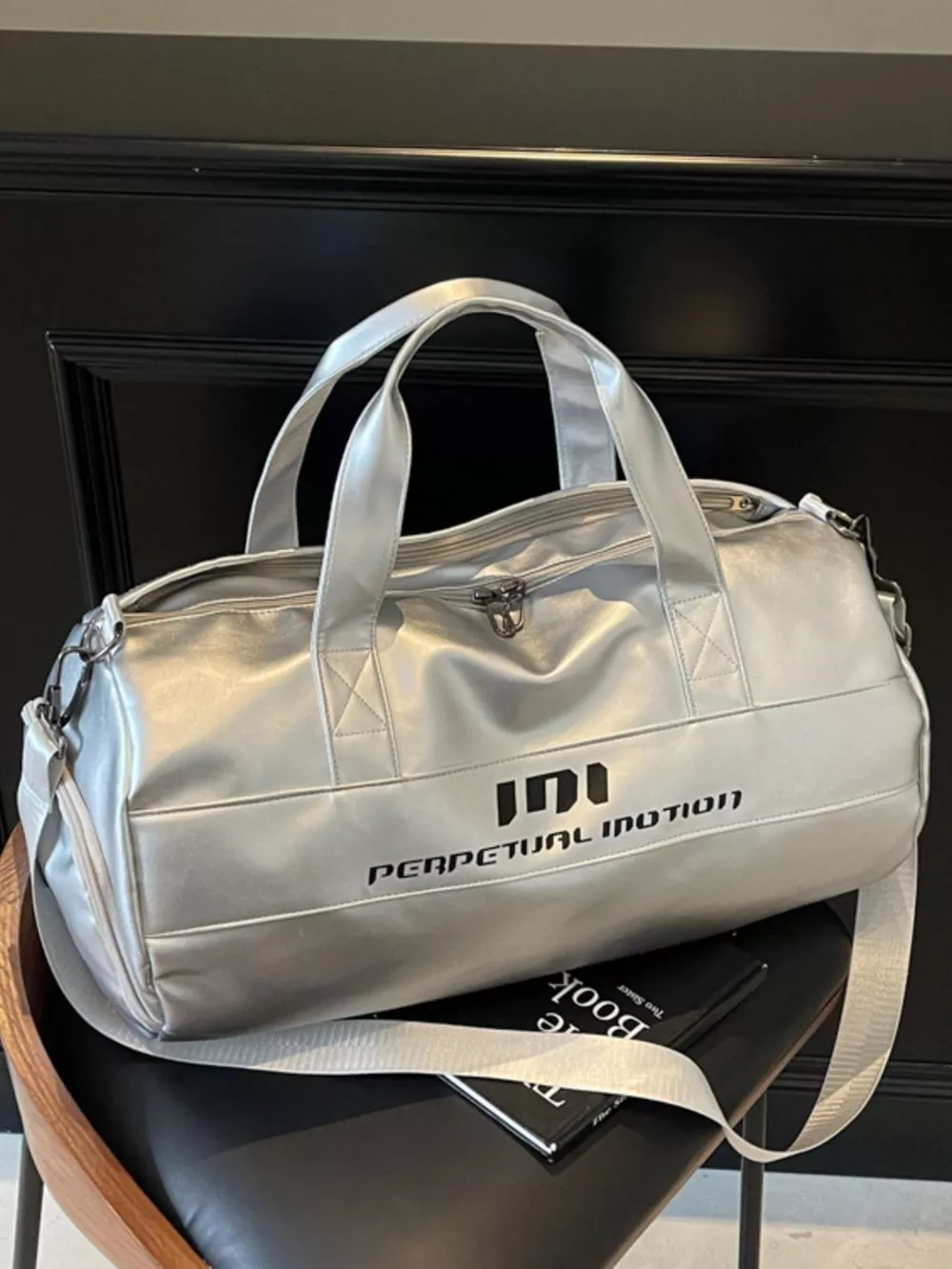 Lightweight Travel Duffel Bag with Shoulder Strap, image 16