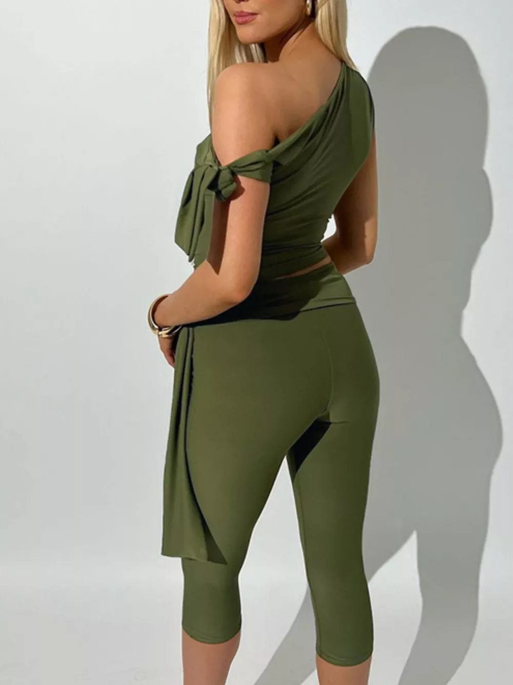 One-Shoulder Tie-Knot Top and Capris Set, image 2