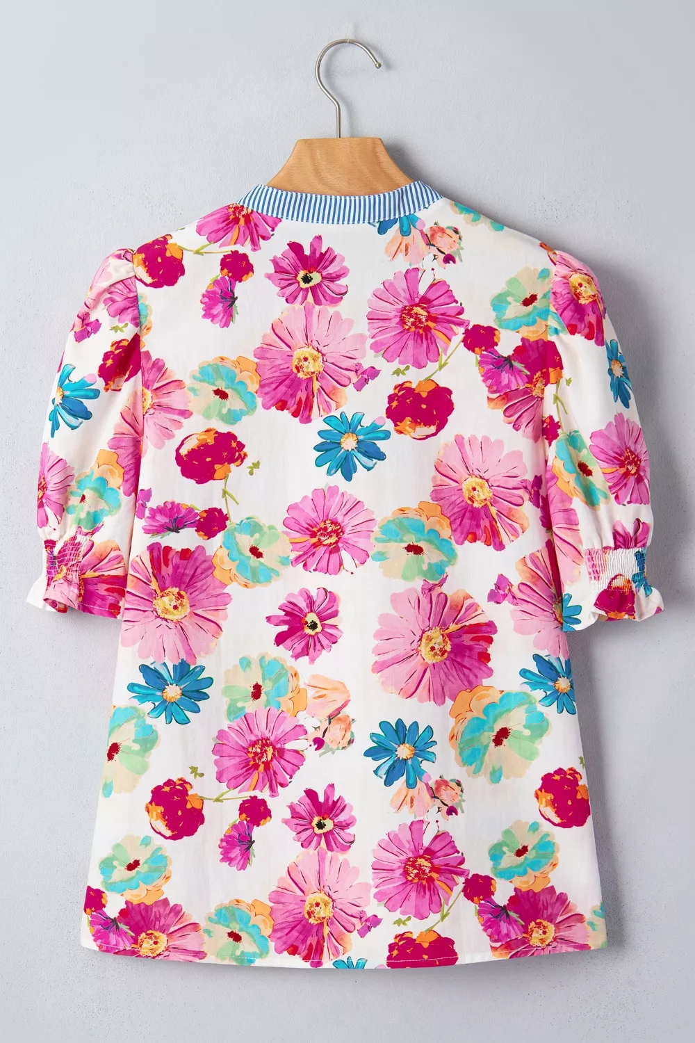 Floral Print Short Puff Sleeve Striped Trim V Neck Blouse, image 4