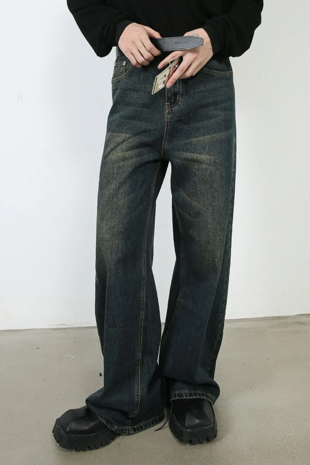 Men's Loose Fit Jeans, image 2