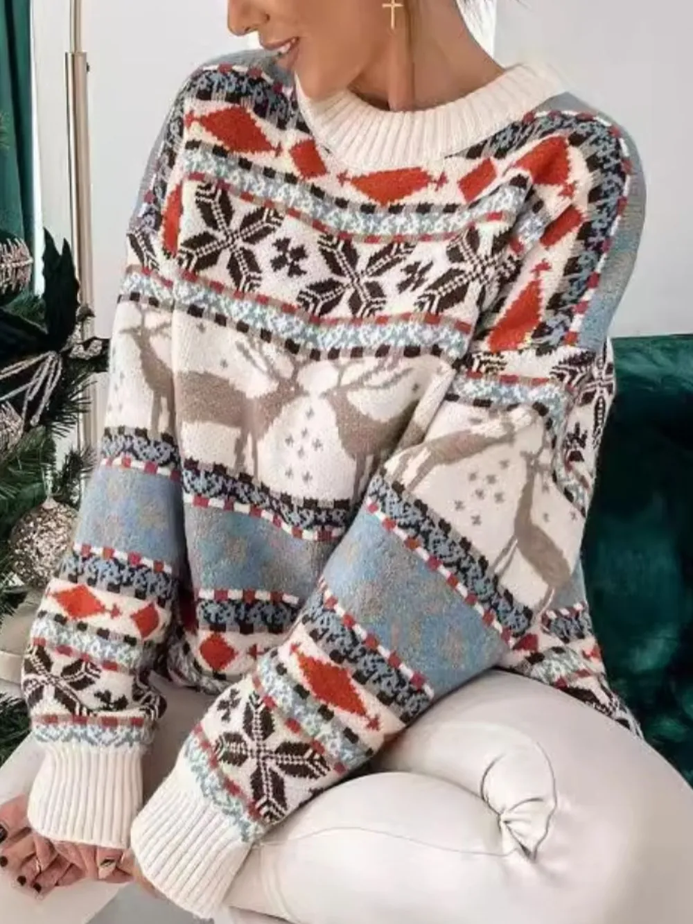 Geometric Round Neck Dropped Shoulder Sweater, image 3