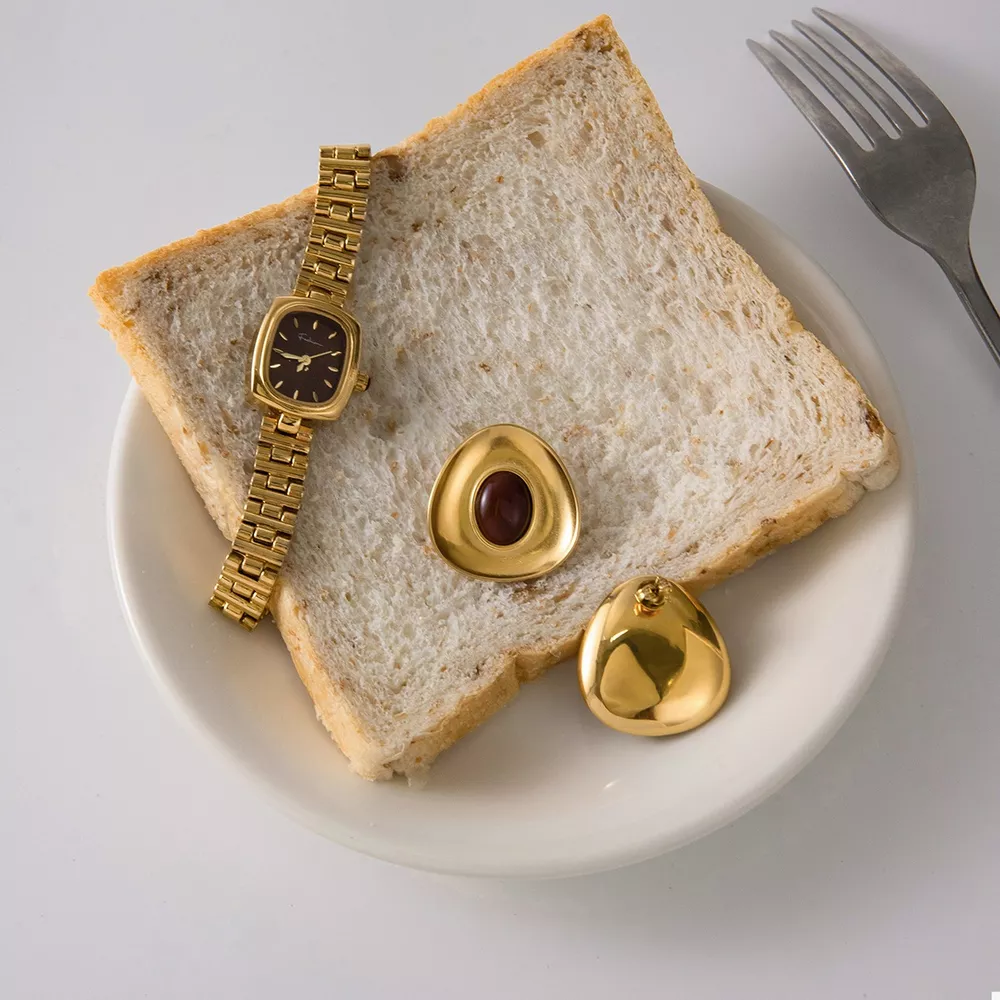 18K Gold-Plated Resin Stud Earrings, image 3