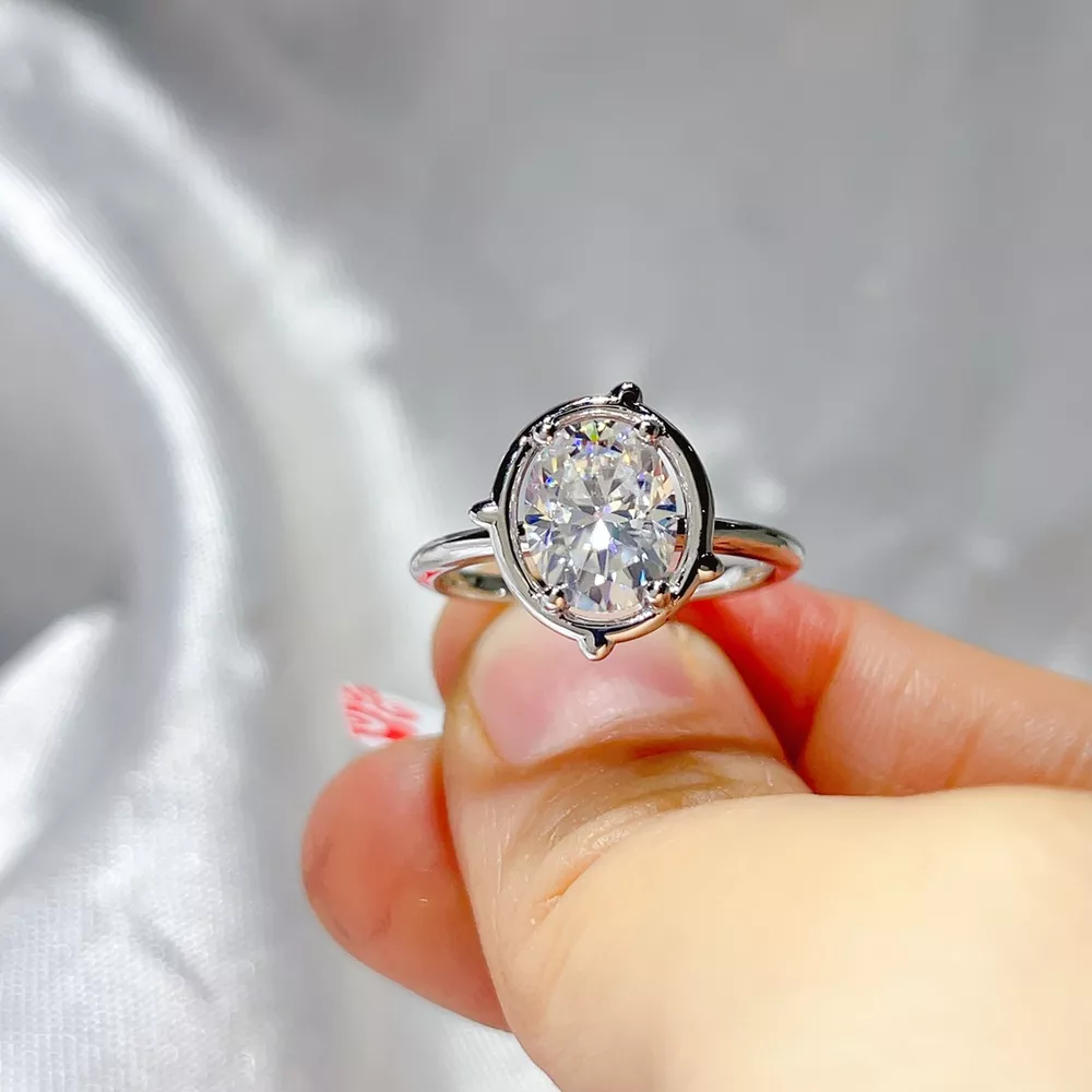 2 Carat 925 Sterling Silver Moissanite Ring, image 3