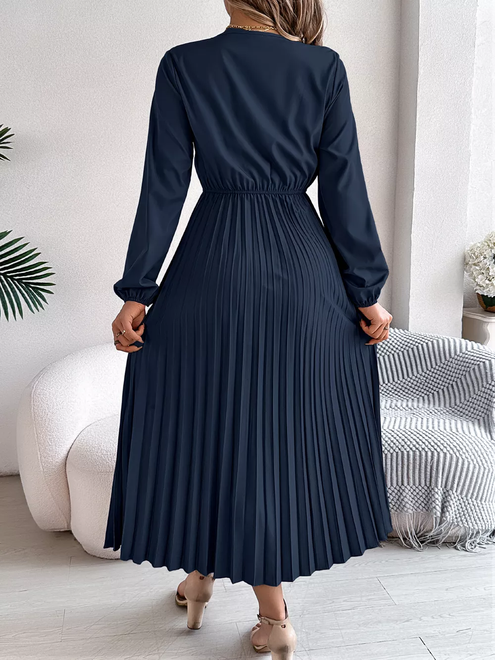 Lace Detail V-Neck Pleated Dress, image 22