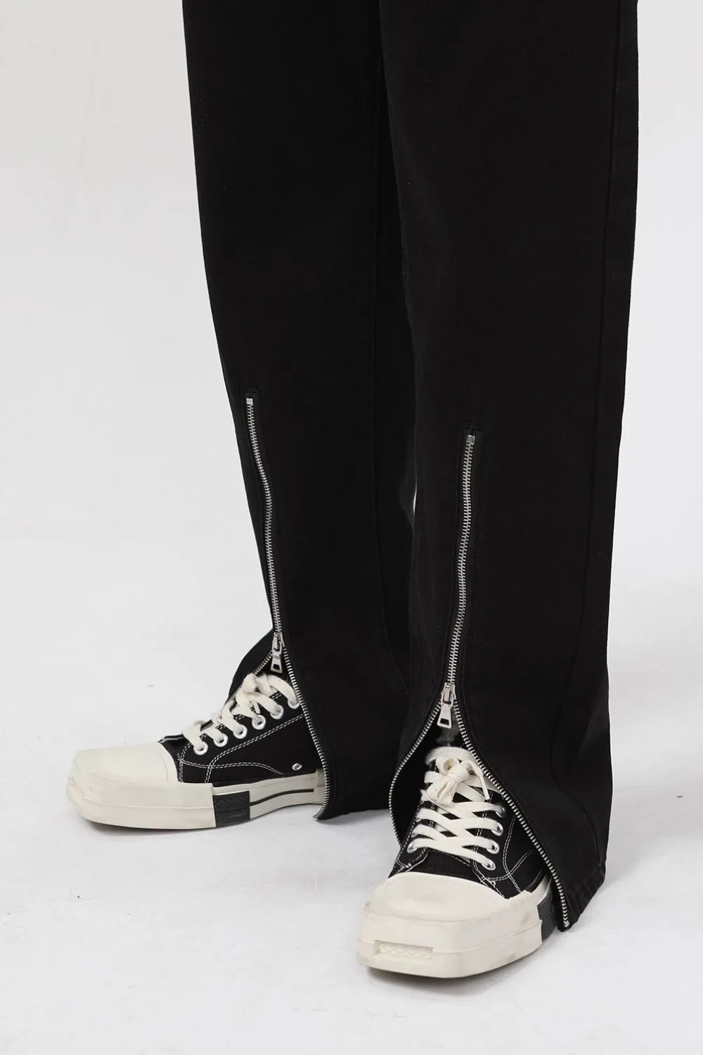 Pocketed Jeans with Zipper, image 4