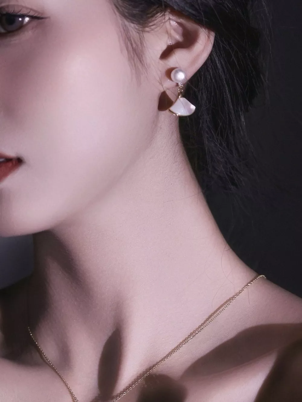 Fan-Shaped Pearl Drop Earrings
