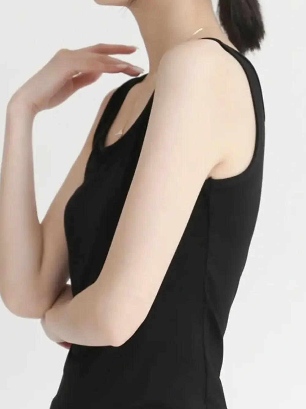 Scoop Neck Wide Strap Tank, image 12