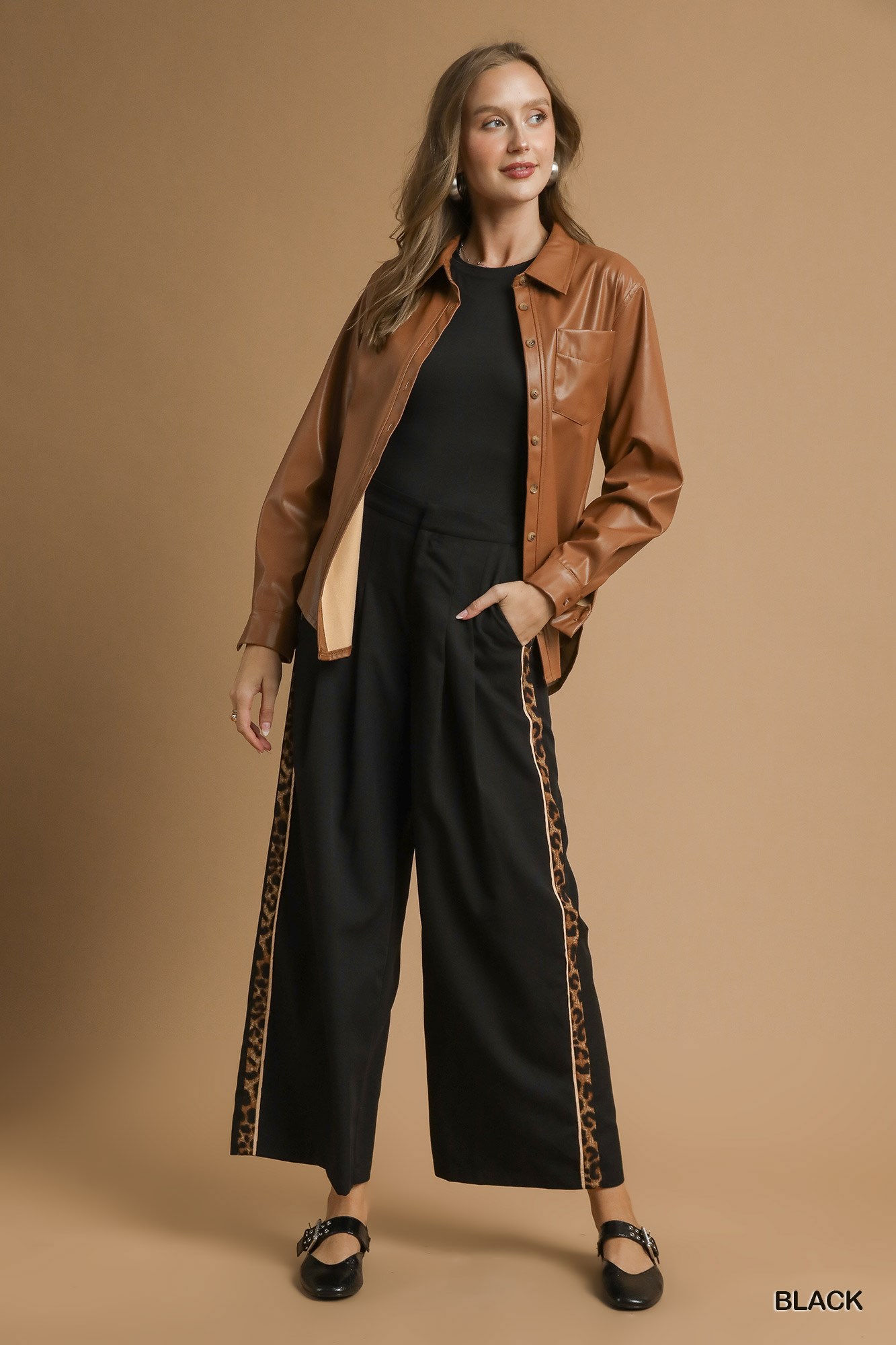 Front Pleated Wide-Leg Pants with Contrast Trim, image 4