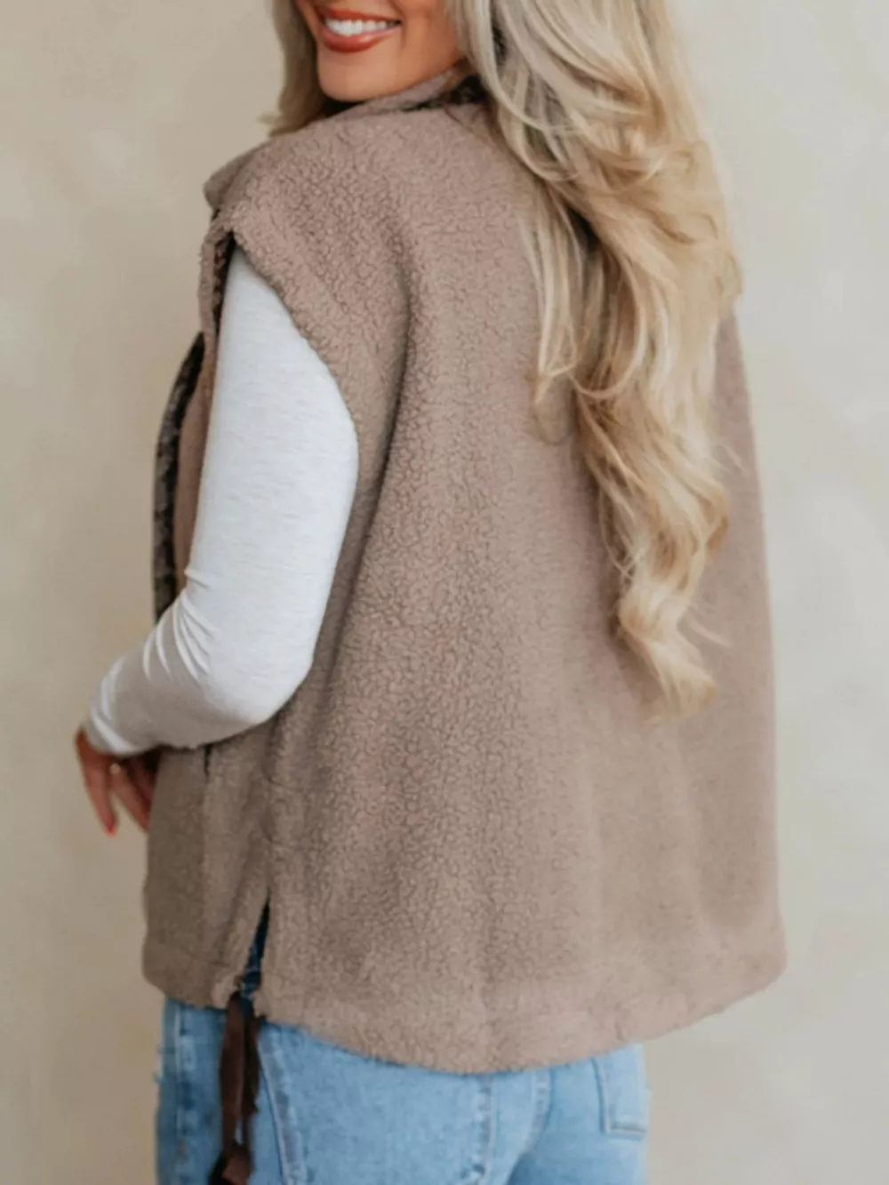 Side Bows Sherpa Fleece Vest, image 2