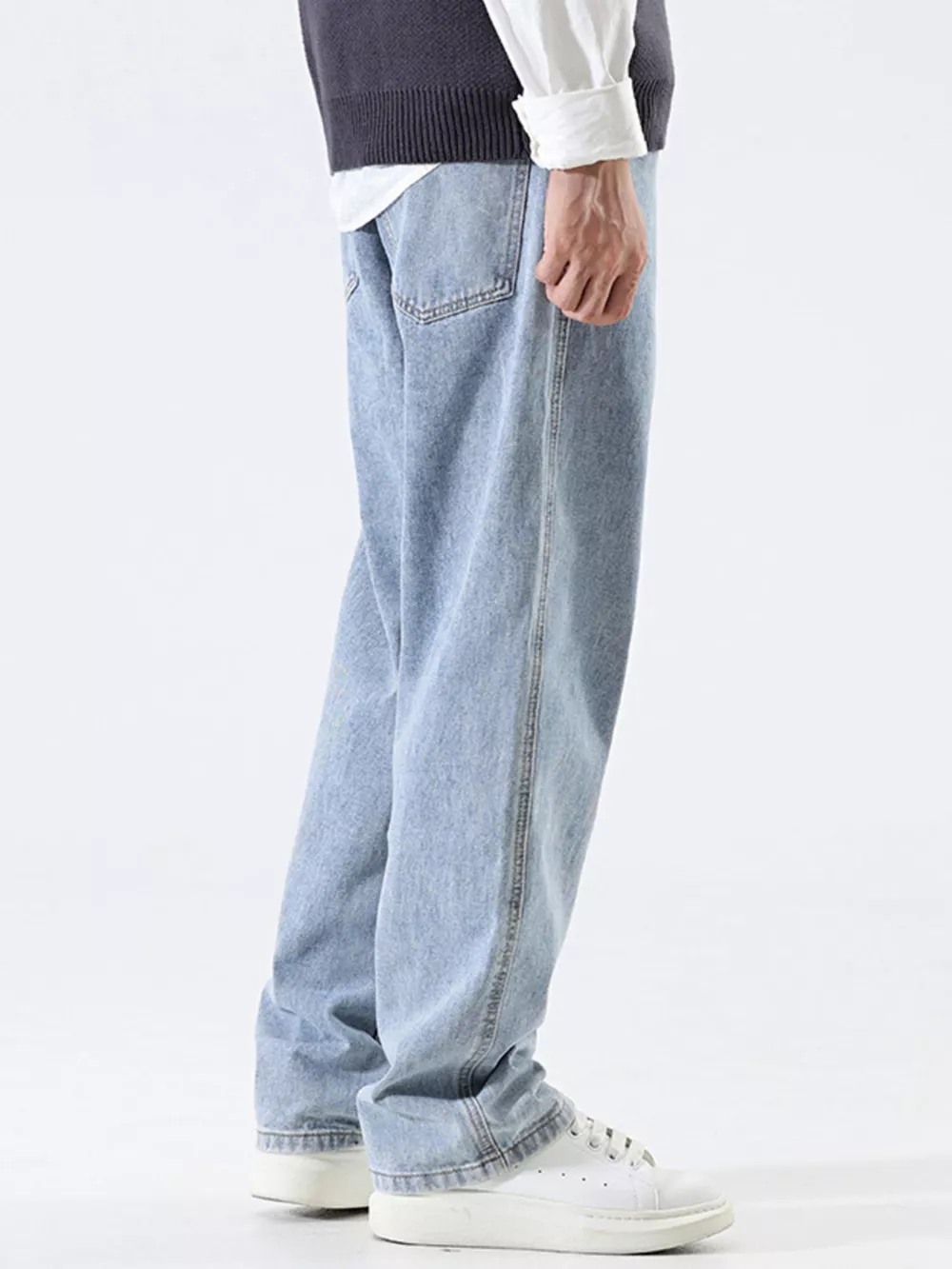 Men's Relaxed Fit Wide Leg Jeans, image 4