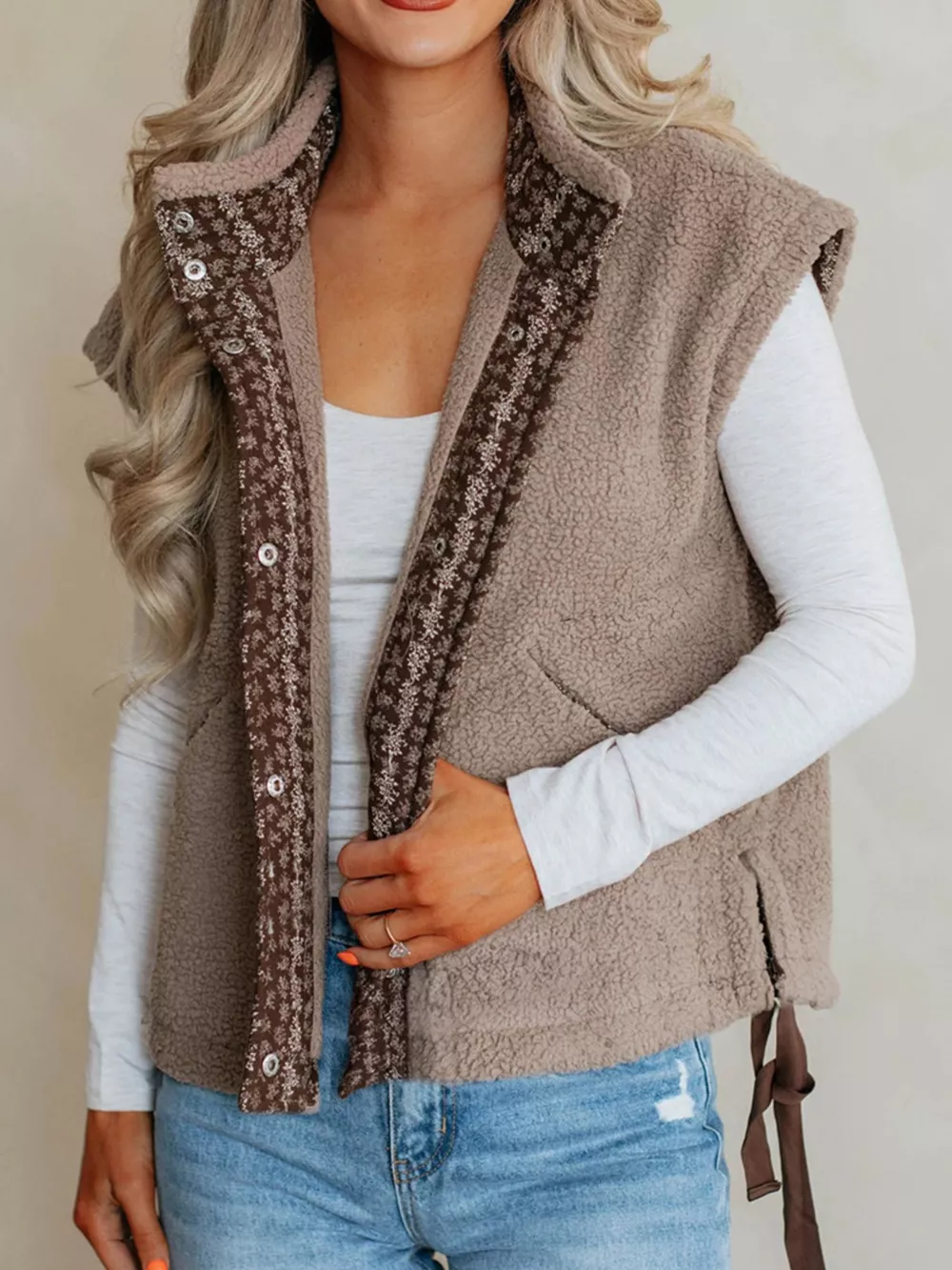 Side Bows Sherpa Fleece Vest, image 3