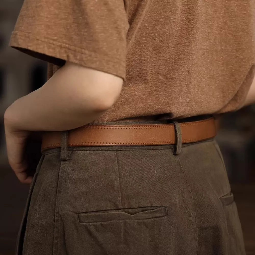 Classic Leather Belt with Golden Buckle, image 3