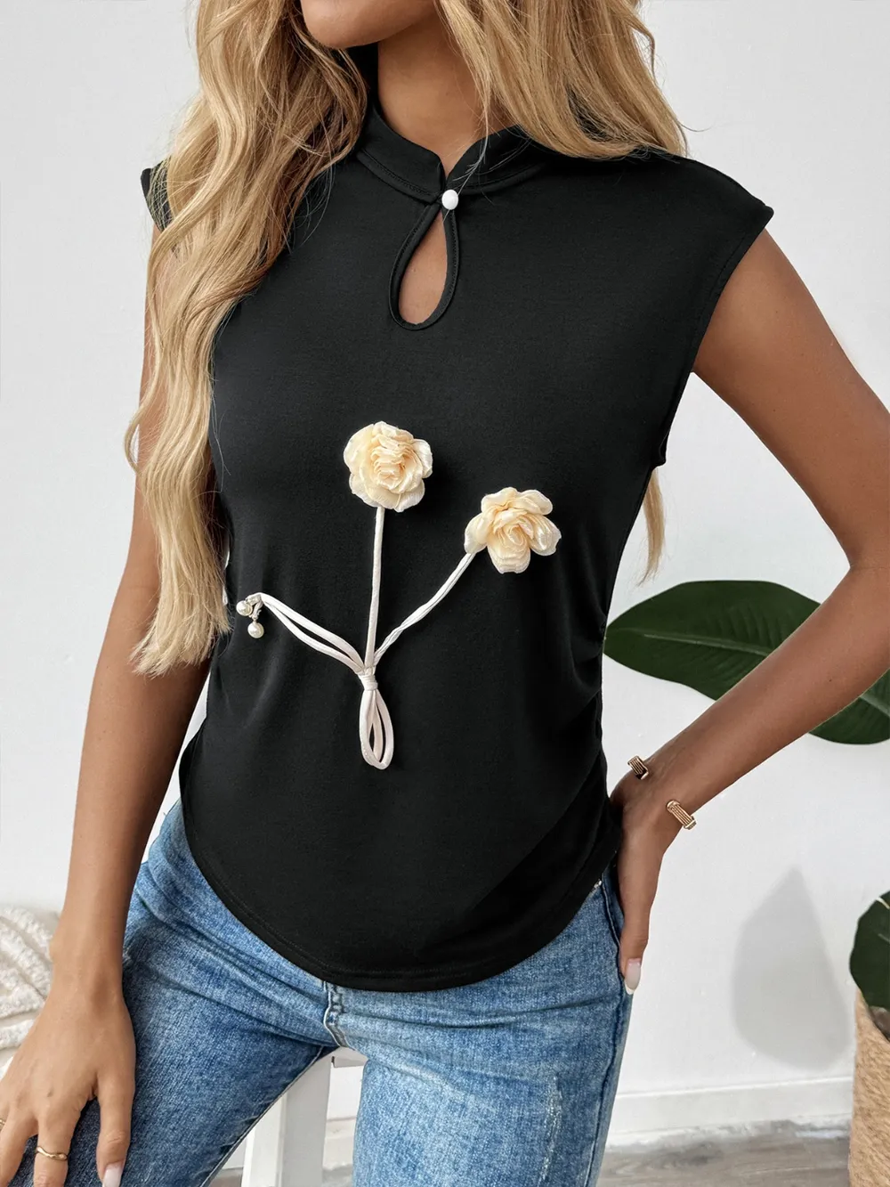 Floral Applique Keyhole Sleeveless Top, image 8