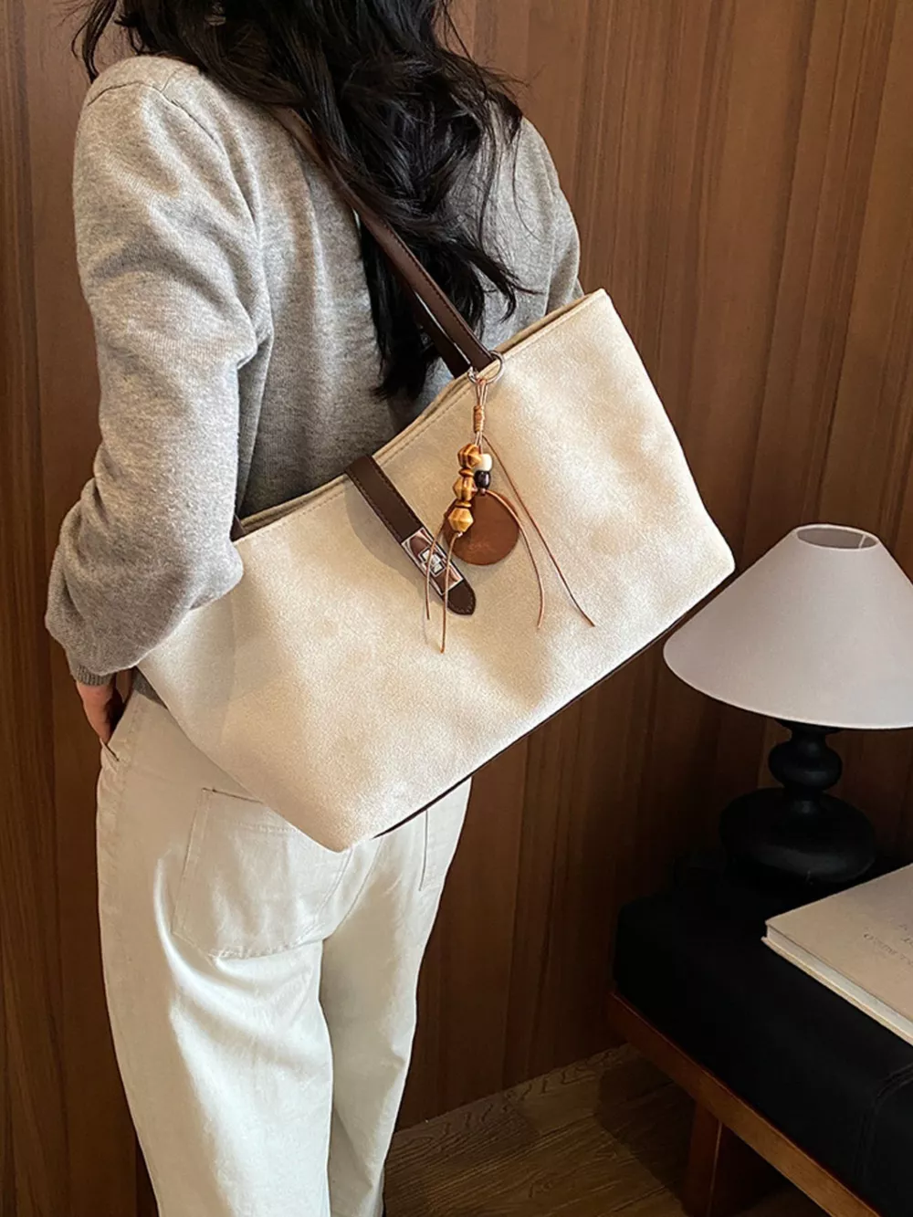 Buckle Detail Shoulder Bag, image 4