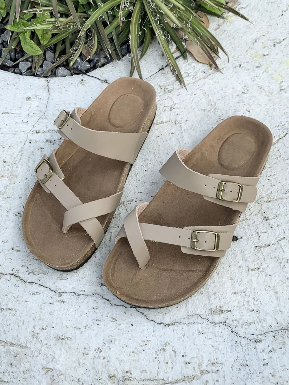 Toe Loop Platform Sandals, image 7