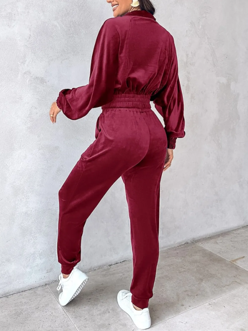 Zip Up Long Sleeve Cropped Top and Joggers Set, image 17