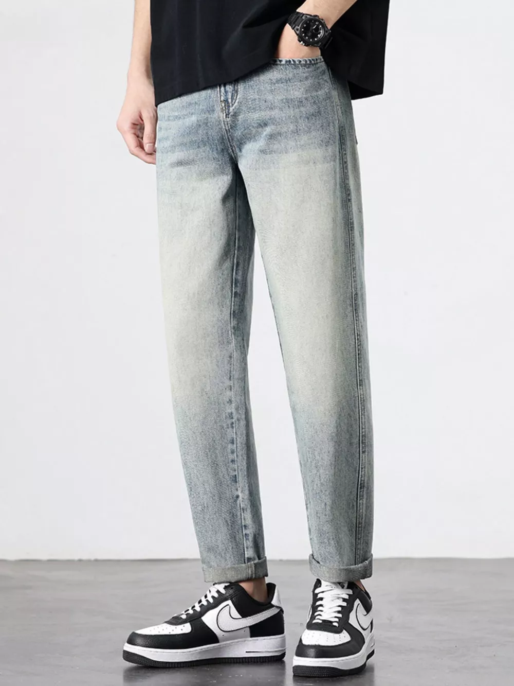 Men's Vintage Distressed Straight Leg Jeans